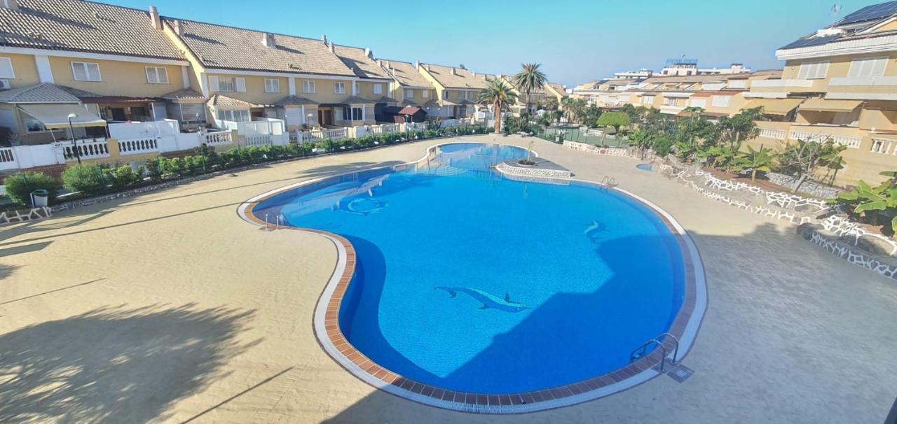 פלאייה דה לאס אמריקס Suites Beach House מראה חיצוני תמונה
